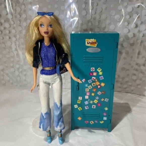 Barbie my scene 2003 Kennedy Fashion doll with 🔐school locker - Picture 1 of 15